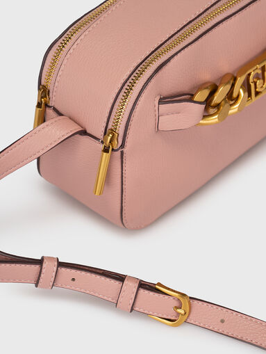 Crossbody bag with gold details - 5