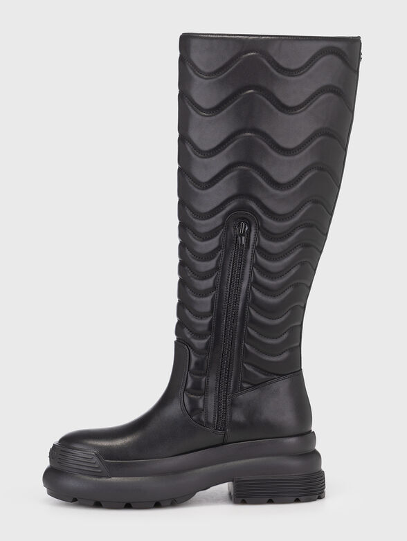 Boots in black color - 4