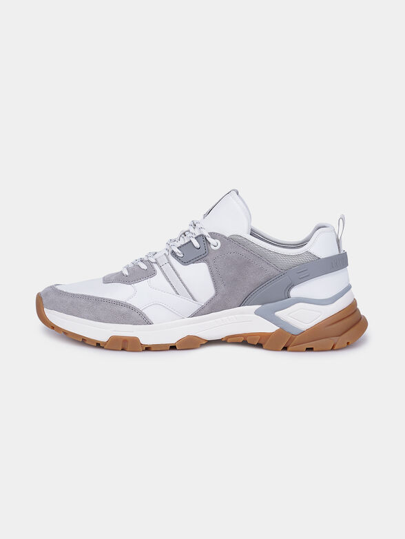 Sneakers in green color with contrasting details - 5