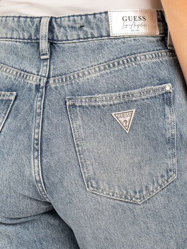 Straight-leg jeans with a high waist  - 3