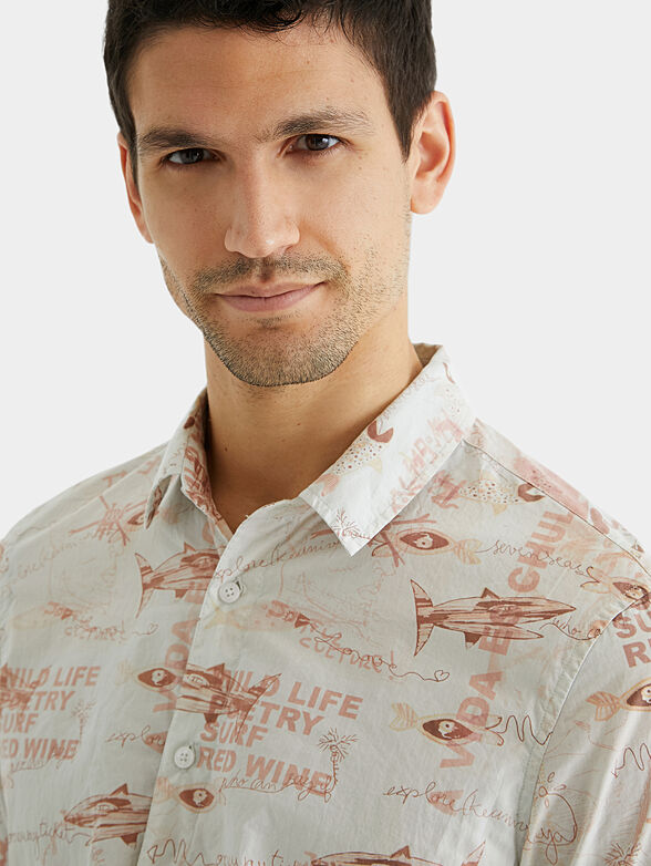 Shirt with contrasting print - 4