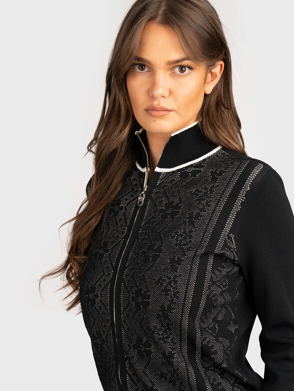 Sweatshirt with floral motifs - 4