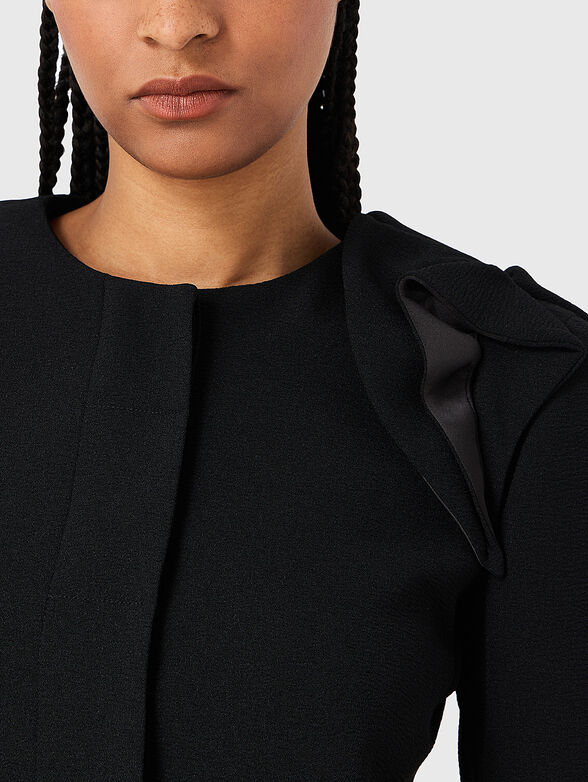 Black jacket with accent detail - 3