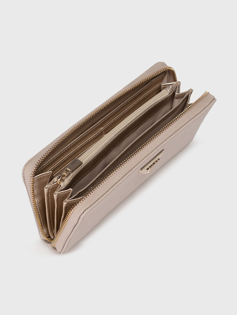 LAUREL purse with gold-colored logo accent - 3