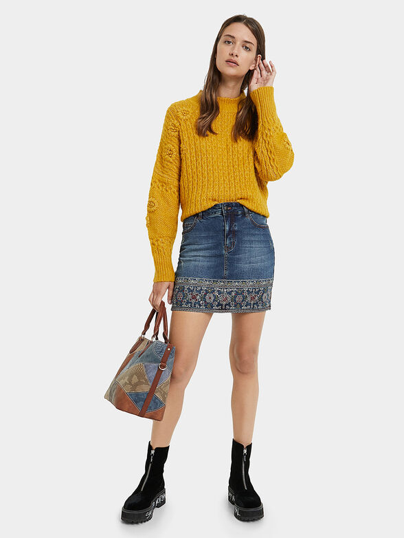 Mini denim skirt with floral embroidery - 2