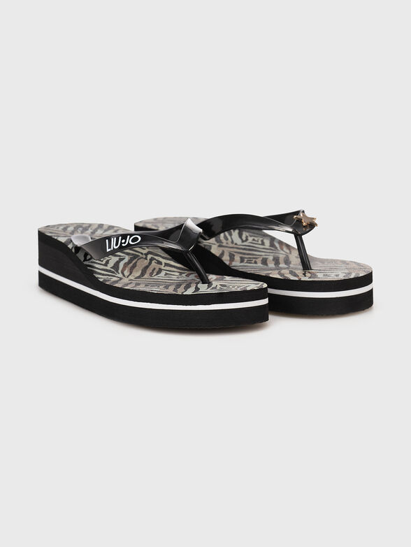 Animal print flip-flops - 2