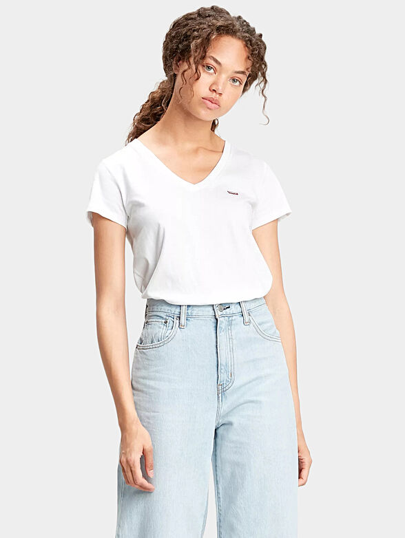 Levi’s® white T-shirt with V-neck - 1