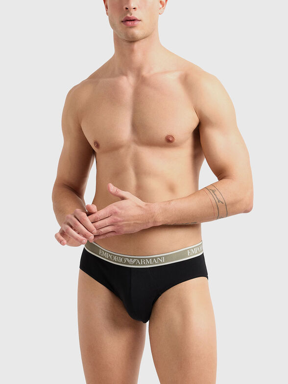 Set of three pairs of briefs - 2
