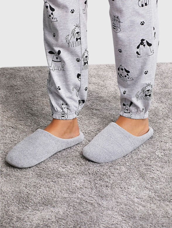 Best Friends grey slippers - 2