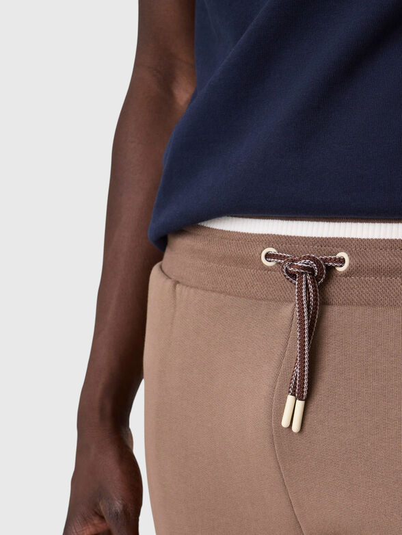 Sports pants with drawstrings - 4