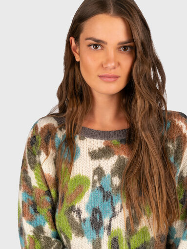 Wool sweater with floral motifs - 4
