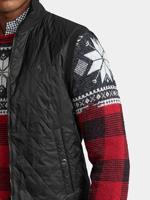 Black vest with quilted effect - 4