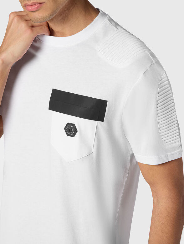 Cotton T-shirt with accent pocket - 4