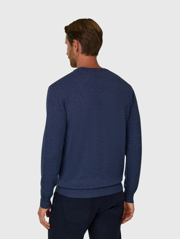 Merino wool sweater with oval neck - 3