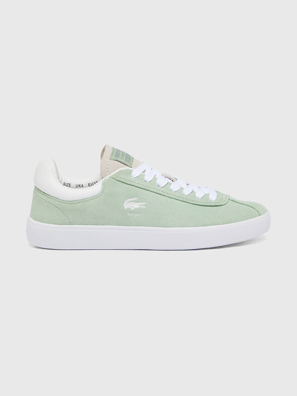 Sports shoes with logo - 1