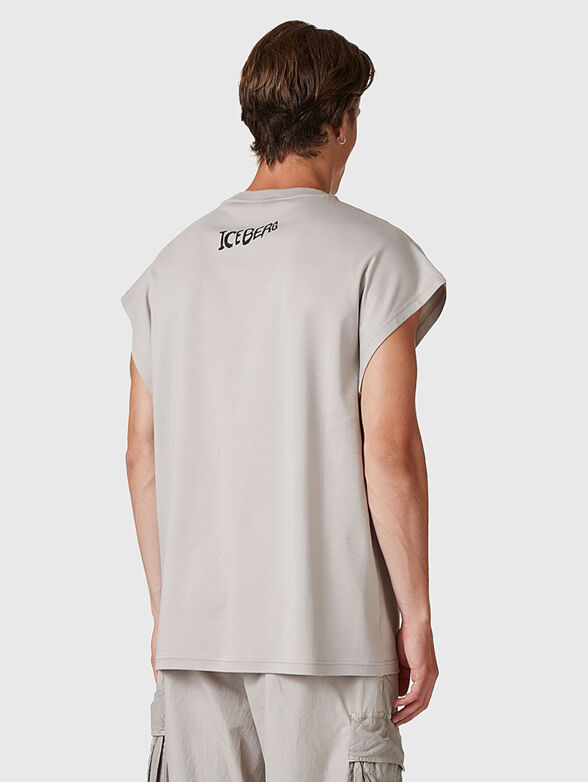 Grey T-shirt with contrasting art print - 2