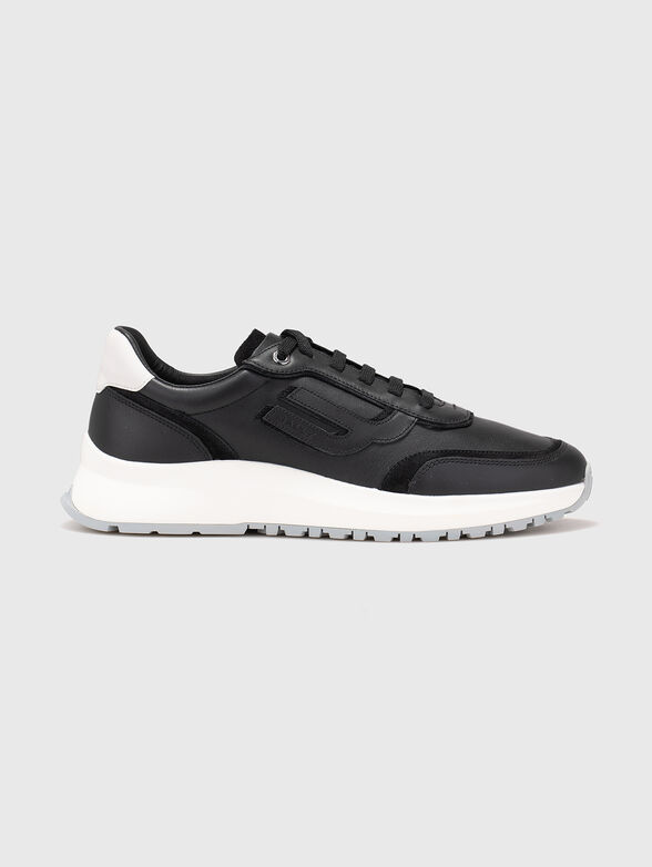 Black sport shoes - 1