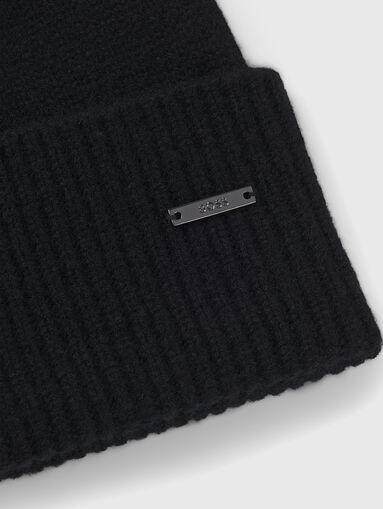 Cashmere banie with logo - 5