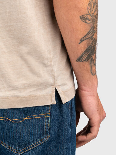 Polo shirt with short sleeves and logo - 5