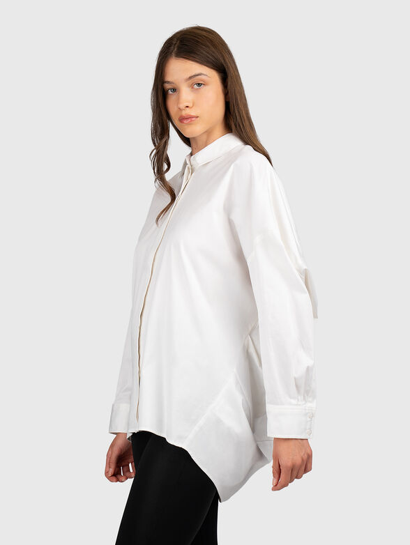 White long-sleeved shirt - 4
