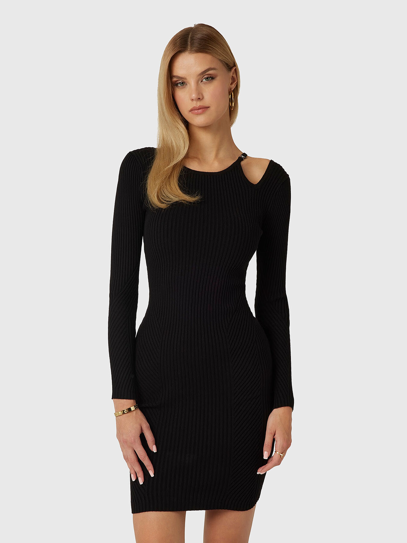 VANESSA slim dress with cut out detail brand GUESS Globalbrandsstore en
