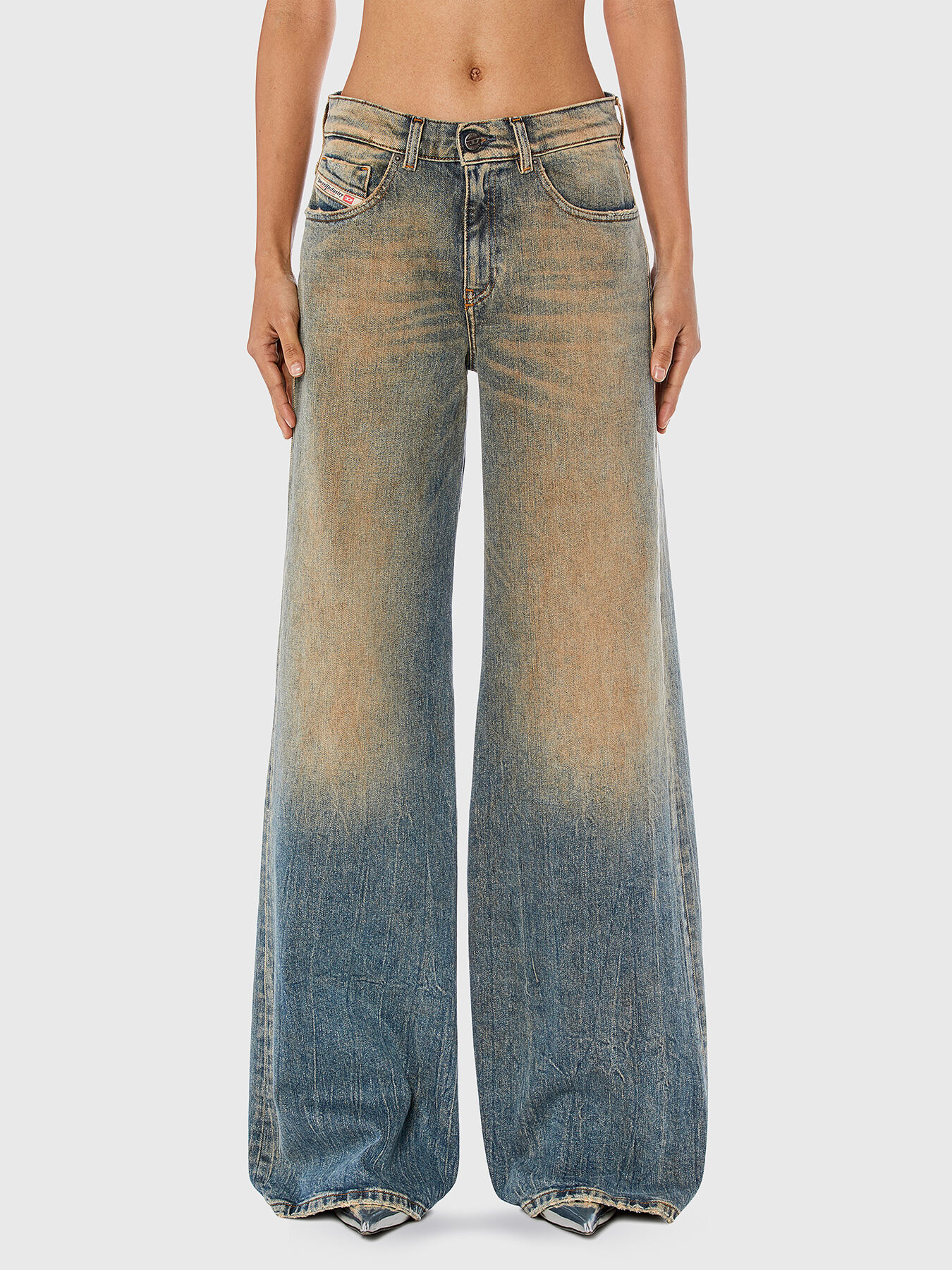 Women s jeans High and low waist Online prices Global Brands Store