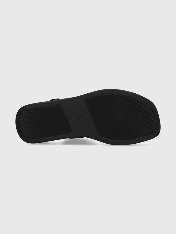Quilted sandals in black  - 5