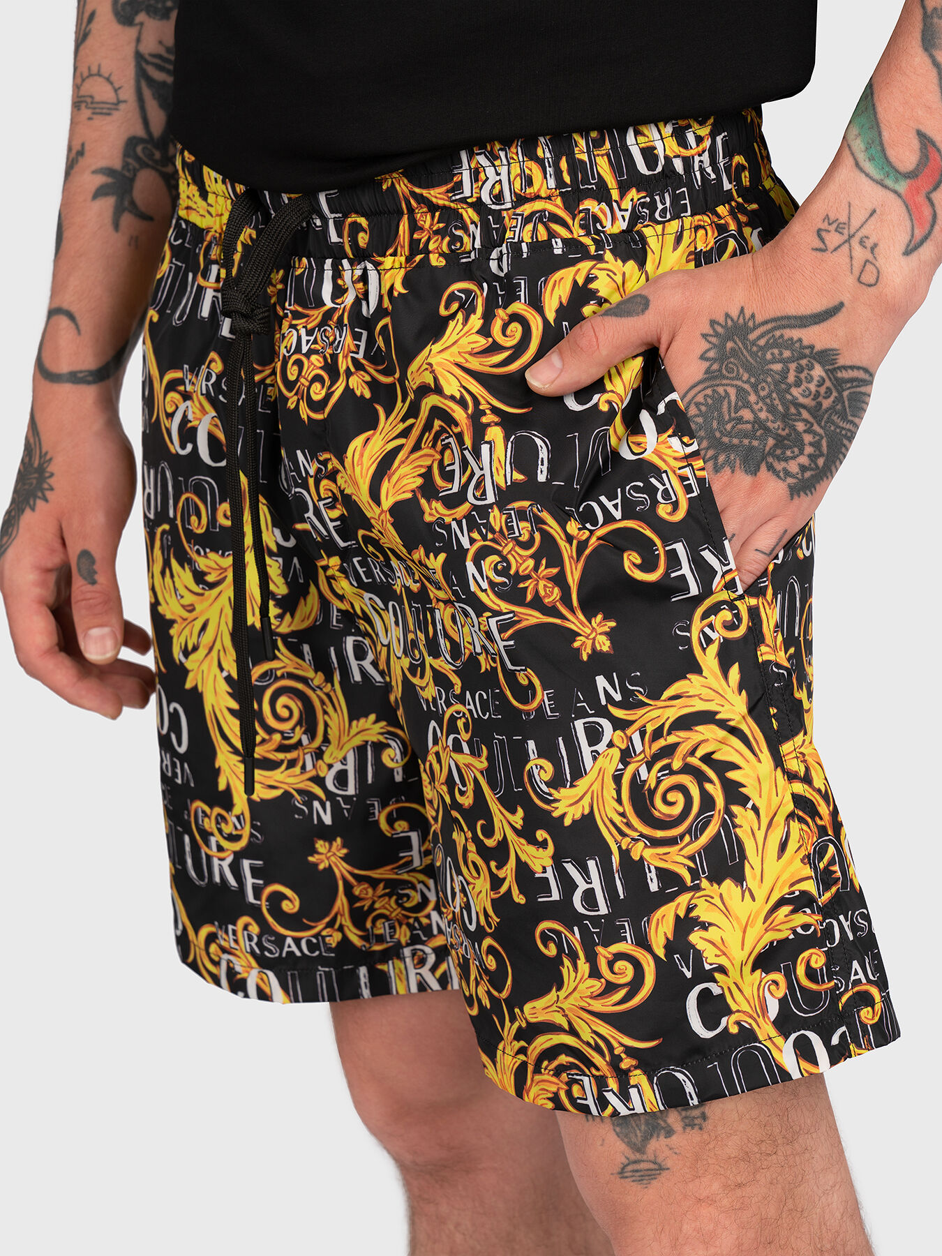関税込◆VERSACE JEANS COUTURE アシンメトリー ワンピース 関税込◇VERSACE JEANS COUTURE アシンメトリー ワンピース