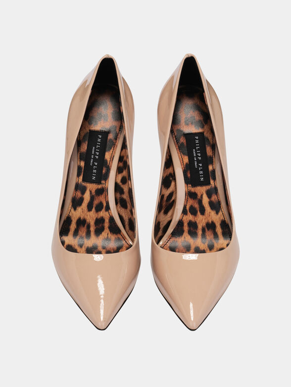 Beige high-heeled shoes with logo accent - 6