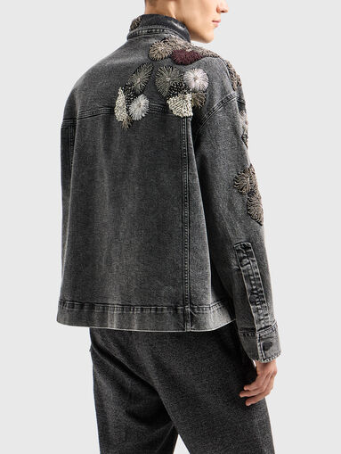 Denim jacket with floral embroidery - 3