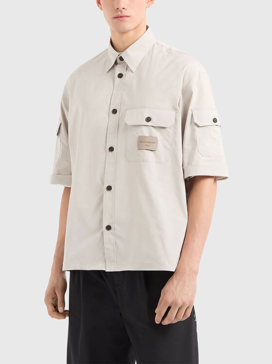 Short sleeved shirt with logo patch - 1