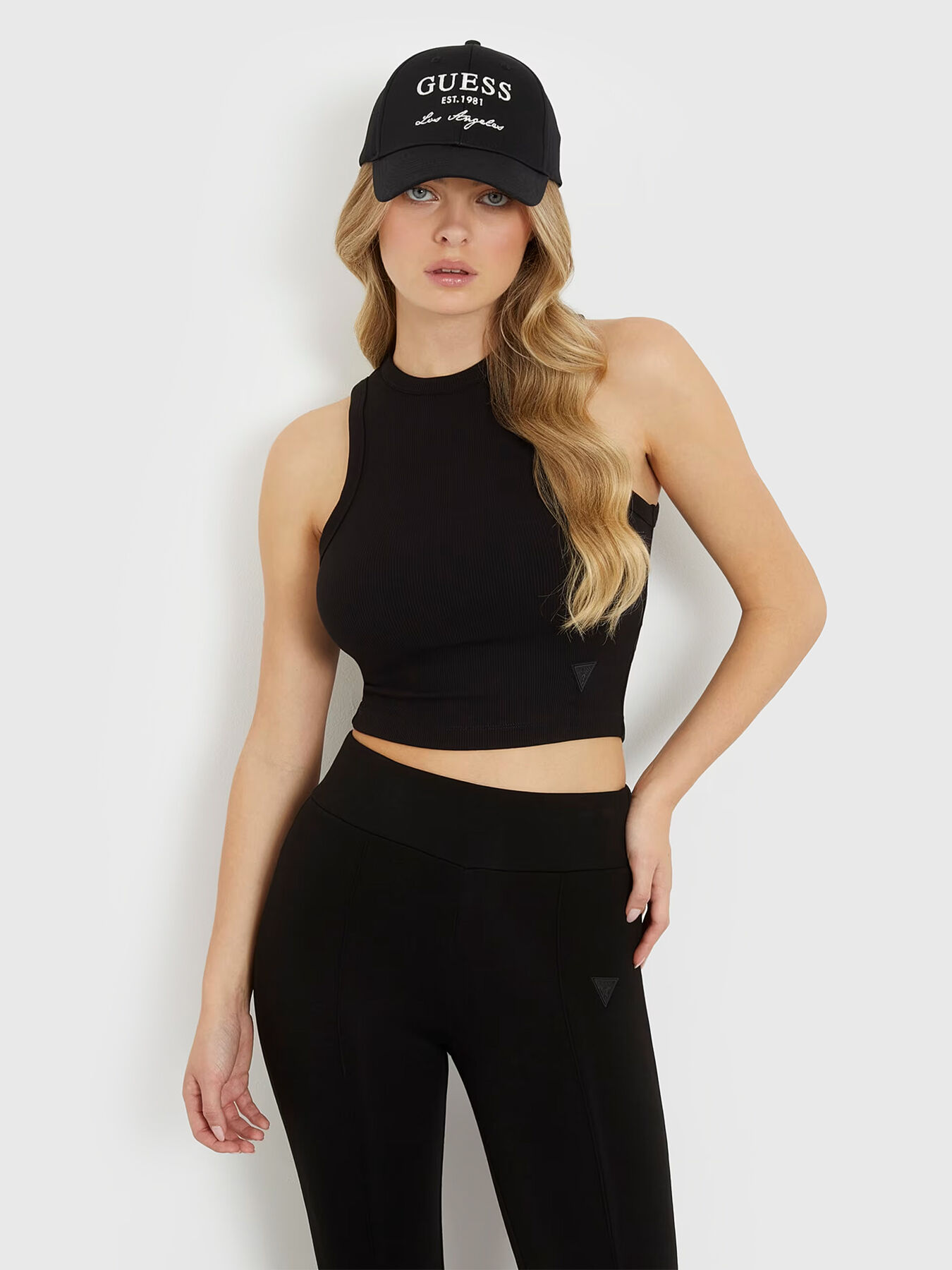 EDIE crop top brand GUESS Globalbrandsstore en