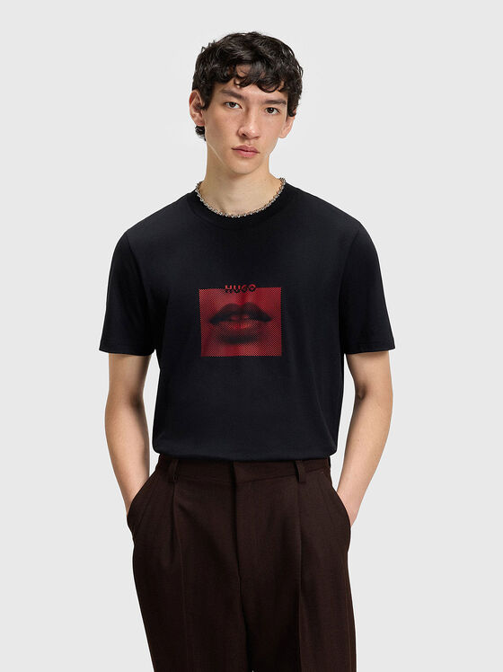 Памучна тениска с акцентен принт - 1