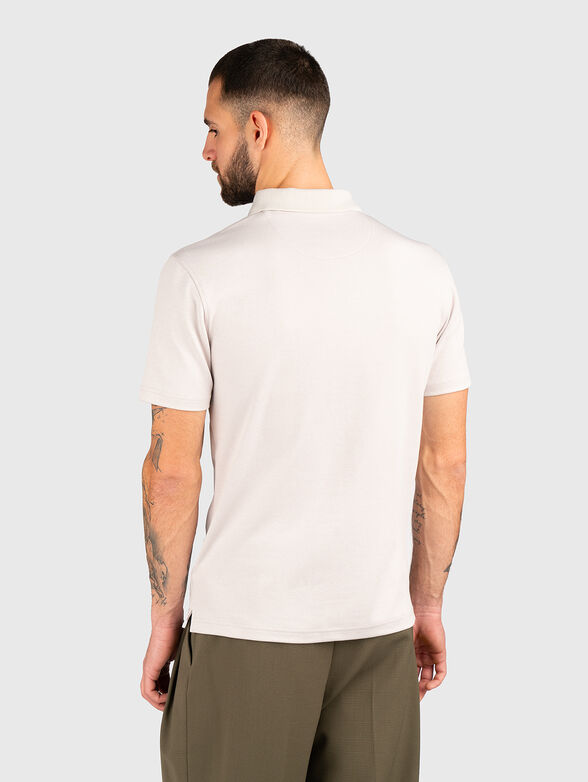 Polo shirt with triangular logo - 3