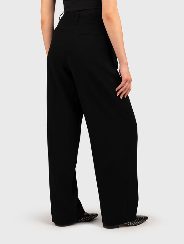 Straight trousers with high waist - 1