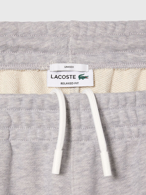 Sports trousers with accent logo  - 5