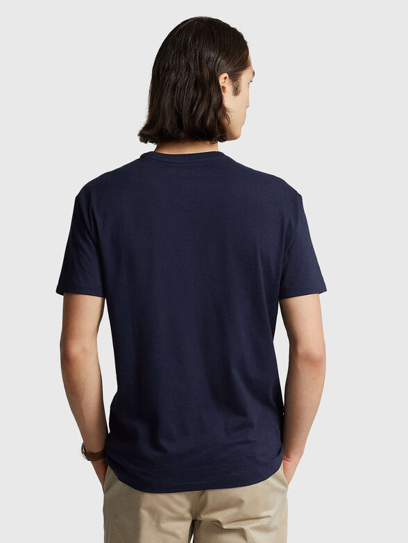 Dark blue t-shirt with contrasting logo  - 3