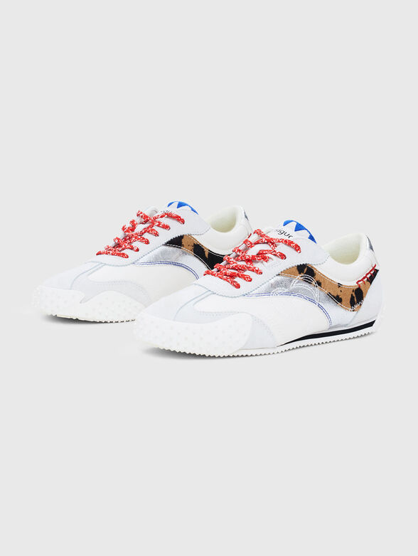 Sports shoes with animal detail and logo - 1