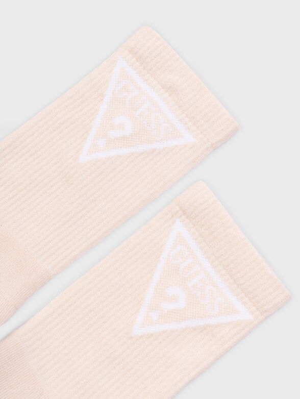 Pink socks with contrasting logo - 2
