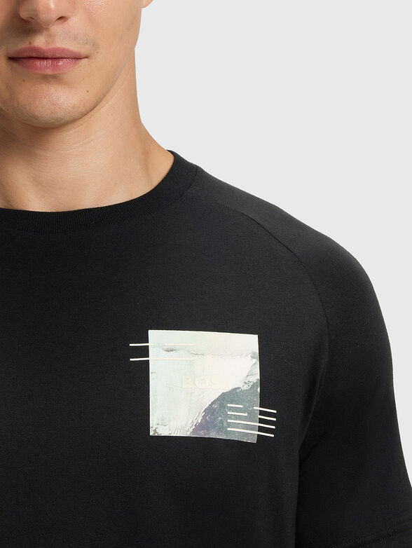 T-shirt with contrasting details - 4