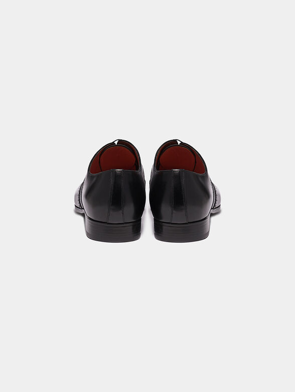 Black leather shoes - 5