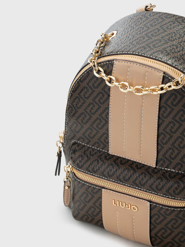 Backpack with monogram logo print - 4