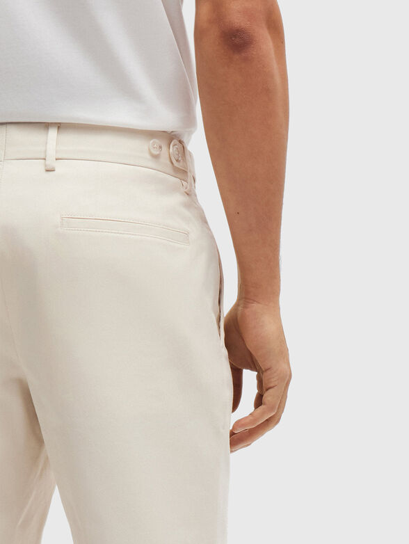 Chino trousers in beige colour - 3