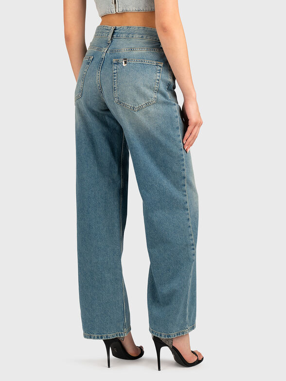 Jeans with high waist and wide legs - 2