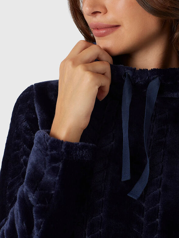 XMAS PATCH dark blue nightgown with high collar - 4