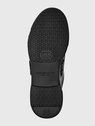 Leather sports shoes with croco effect - 4