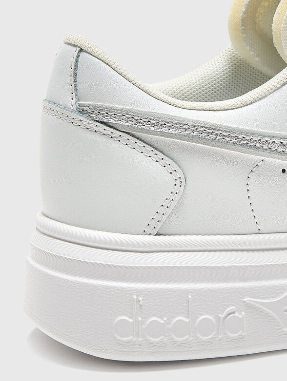 MAGIC BOLD METAL sports shoes with gold logo - 4