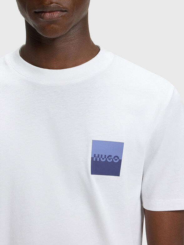 Cotton T-shirt with oval neckline - 4