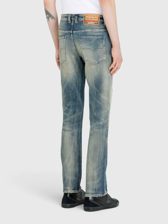 Slim jeans with washed effect - 2