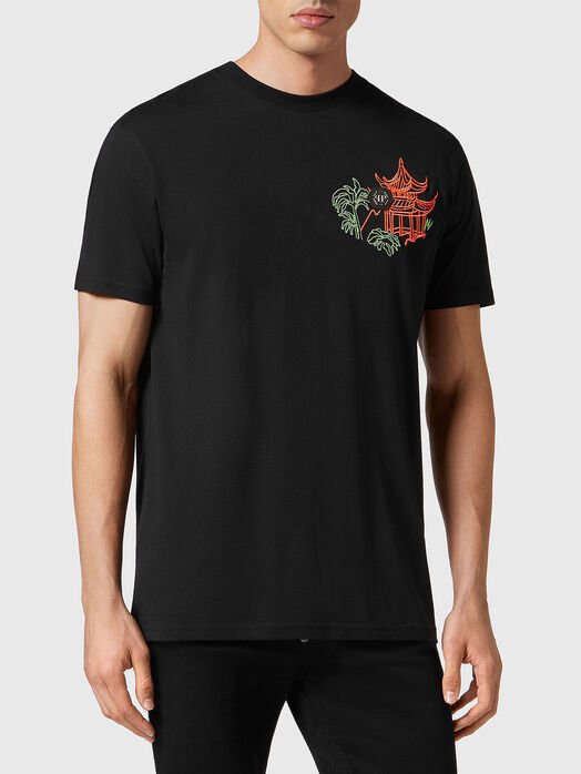 Contrast embroidered T-shirt with crystals 
